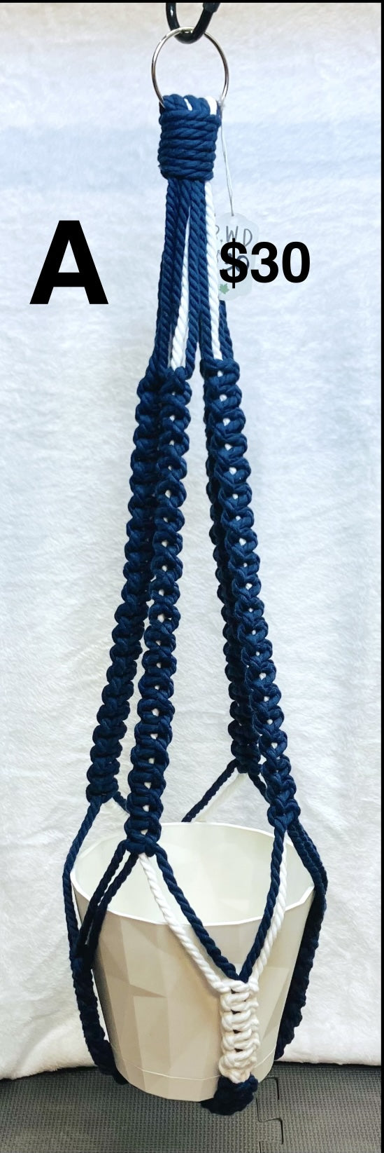 Macramé Plant Hangers – Handmade & Timeless