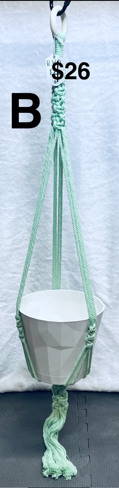 Macramé Plant Hangers – Handmade & Timeless